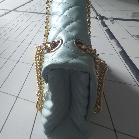 ALDO Baby Blue Chevron Quilted Bag - Picture 3 of 6